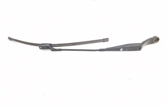 Peugeot 308 Front wiper blade arm 9677256280