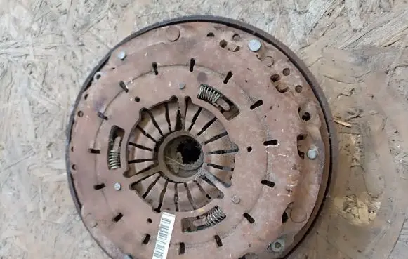 BMW 3 F30 F35 F31 Pressure plate 761562701