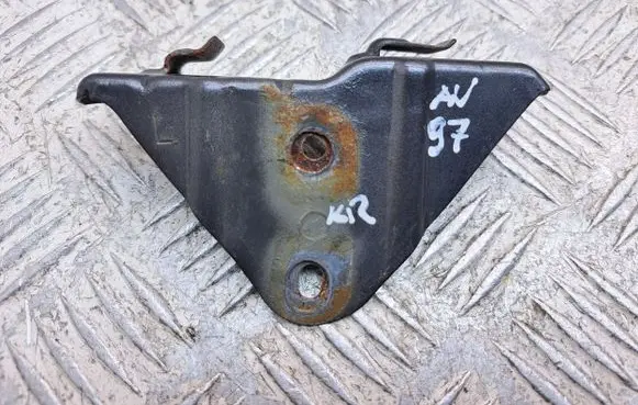 Toyota Avensis T250 Headlight/headlamp mounting bracket 5208205020