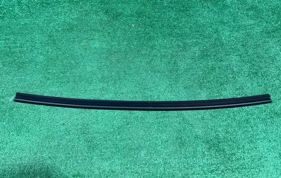 Renault Trafic III (X82) Sliding door rubber seal 768609843R