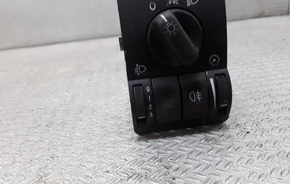 Opel Zafira A Light switch 09133250