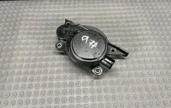 Mercedes-Benz C W202 Breather/breather pipe/hose A6110160334