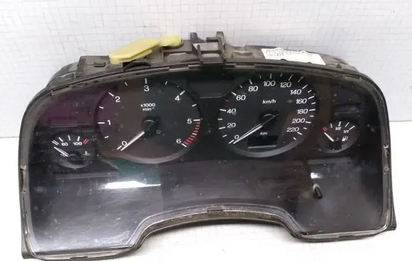 Speedometer (instrument cluster)