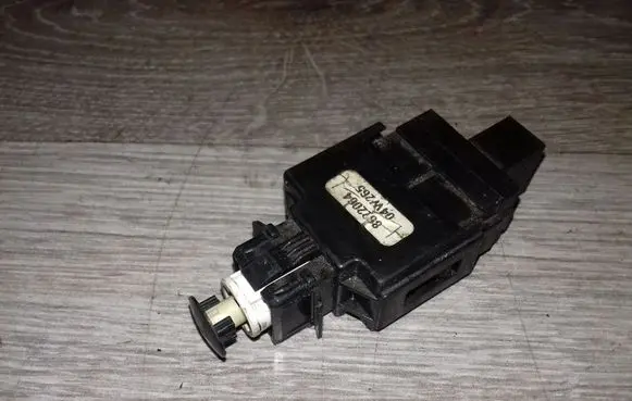 Volvo XC90 Brake pedal sensor switch 8622064