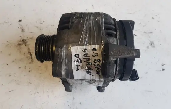 Volkswagen Sharan Generator/alternator 06F903023J