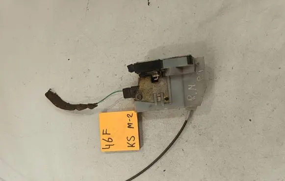 Renault Megane I Rear door lock 