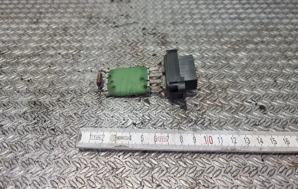 Ford Transit Heater blower motor/fan resistor 3C1H18B647AA