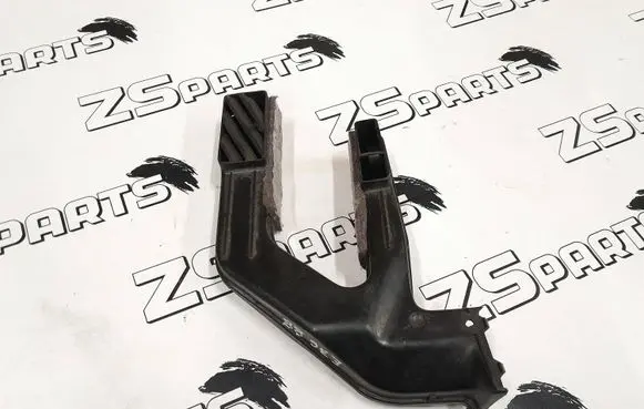 BMW 3 E36 Cabin air duct channel 8119166