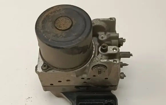 Lexus RX 450H ABS Pump 4454048060 8954148060