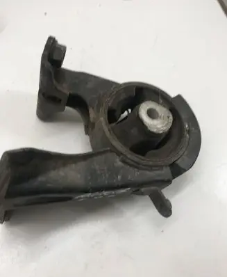 Toyota Auris 150 Engine mount bracket 309C81309C81