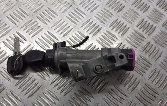 Seat Ibiza III (6L) Ignition lock 4B0905851C