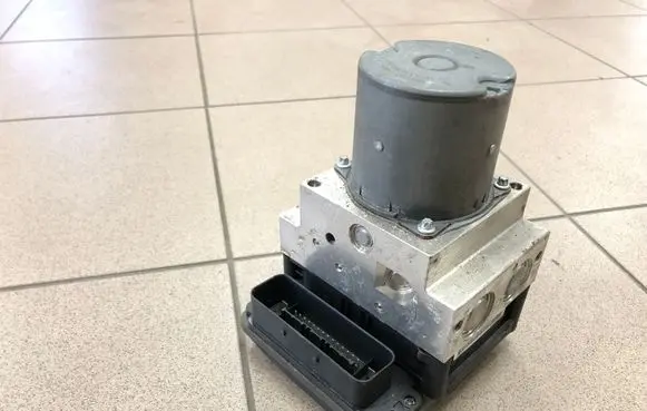 BMW X5 E70 ABS Pump 6780126 10213510