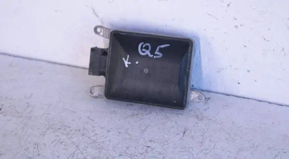 Audi Q5 SQ5 8R Blind spot module 8T0907566B 3336112856 6PZ01090505