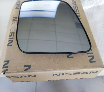 Nissan X-Trail T31 Wing mirror glass 96366JG10A