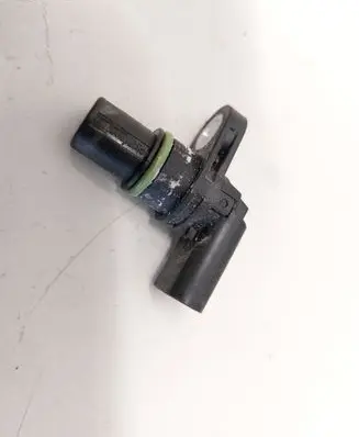Volkswagen Golf VII Camshaft speed sensor 