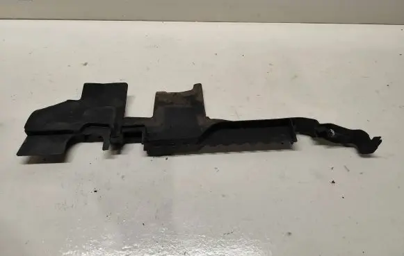 Audi A4 S4 B6 8E 8H Intercooler air guide/duct channel 8E0121284B 8E0121284 23479