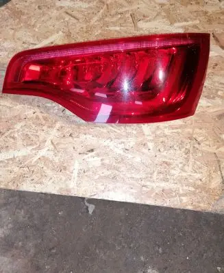 Audi Q7 4L Tailgate rear/tail lights 4L0945094G