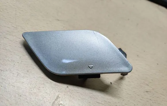 Mercedes-Benz E AMG W211 Front tow hook cap/cover BZ51011