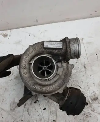 Volvo XC90 Turbo GT2052V 8689592 7231674