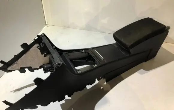 Volkswagen PASSAT B6 Armrest 3C0864207P