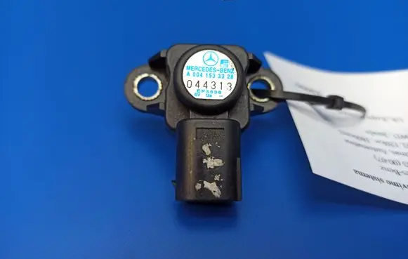 Mercedes-Benz C W203 Air pressure sensor A0041533328