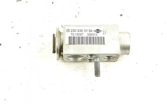 Mercedes-Benz C W204 Other air conditioning (A/C) parts 2308300184 A2308300184