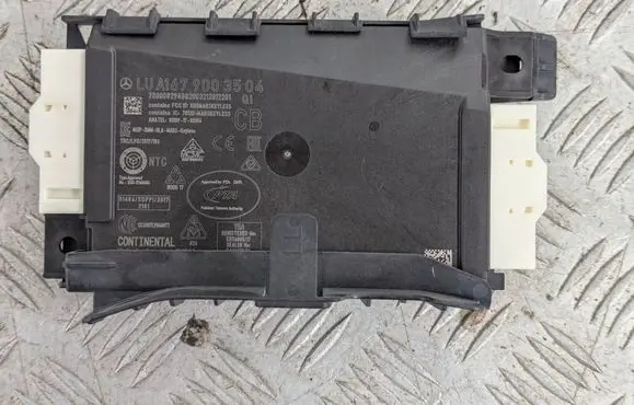 Mercedes-Benz A W177 Keyless (KESSY) go control unit/module A1679003504