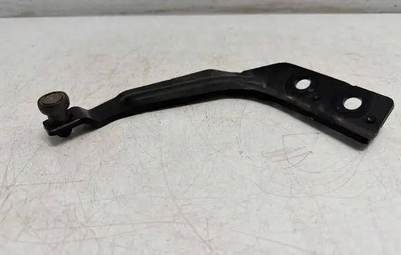Opel Vivaro Sliding door upper roller guide/hinge 9823714480