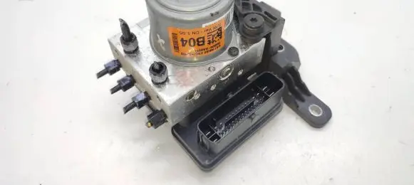 Hyundai Elantra VII ABS Pump 58900-AA800