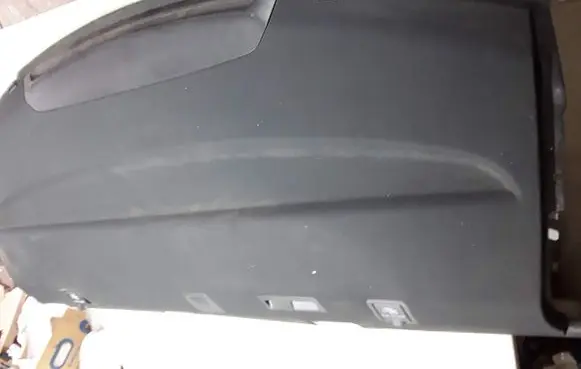 Parcel shelf
