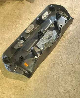 Renault Clio IV Tailgate/boot cover trim set 909005321R