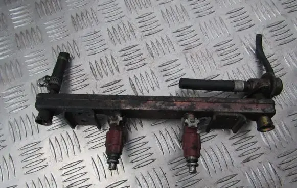 Nissan Primera Fuel main line pipe FBJB100