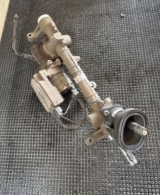 Mercedes-Benz A W176 Steering rack A2464605001