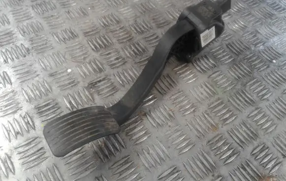 Citroen C4 Grand Picasso Accelerator throttle pedal 9671417080
