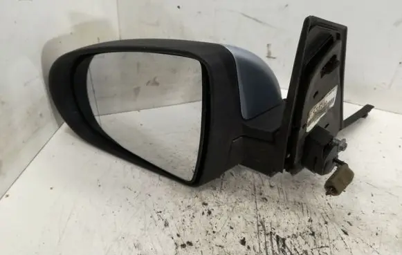 Mitsubishi Colt Front door electric wing mirror E9024259
