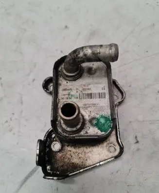 Opel Astra H Engine oil radiator 8973729431 E2086 300904768