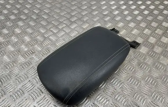 KIA Sportage Armrest 