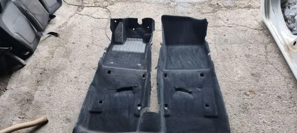 Renault Megane IV Interior carpet 749028768R