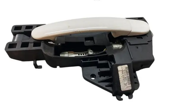 Audi TT TTS Mk2 Front door exterior handle 8J0837885 8J1837885