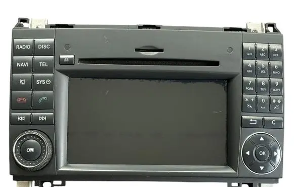 Mercedes-Benz B W245 Radio/CD/DVD/GPS head unit A1699002400
