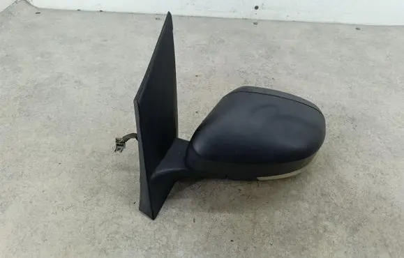 Ford Focus Front door electric wing mirror 212876145
