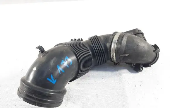 Volkswagen PASSAT B8 Air intake hose/pipe 5Q0129654