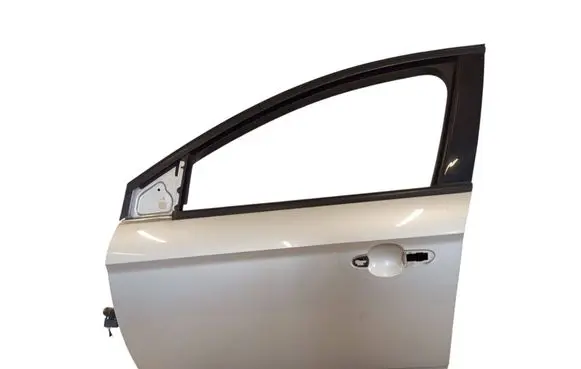 Ford Mondeo MK IV Front door