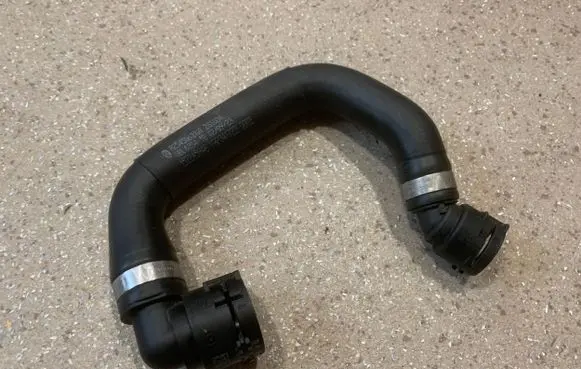 Mercedes-Benz GLC C254 Engine coolant pipe/hose A2545063100