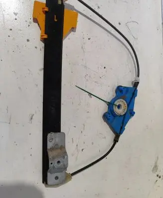 Sliding door window regulator with motor