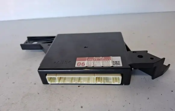 Lexus RX III Other control units/modules 8865048391 1777003531