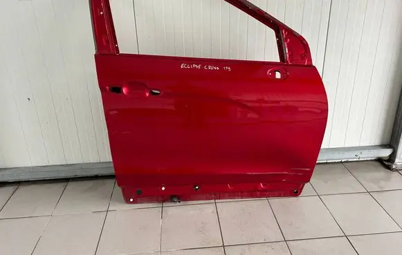 Mitsubishi Eclipse Cross Front door 