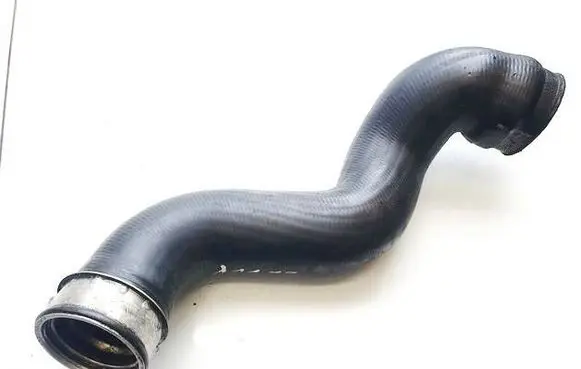 Audi A4 S4 B6 8E 8H Intercooler hose/pipe 