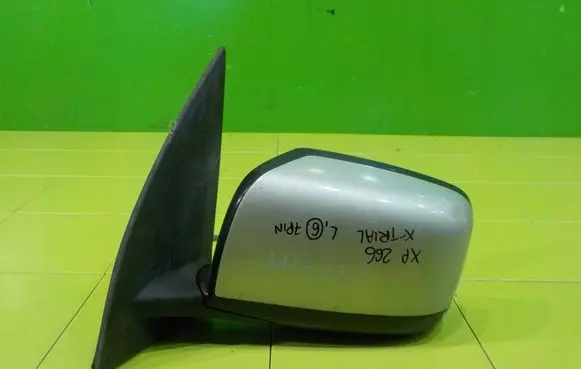 Nissan X-Trail T31 Front door electric wing mirror LEWE XP266