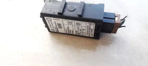 Nissan X-Trail T30 Door control unit/module 285963Y50 5WK48821